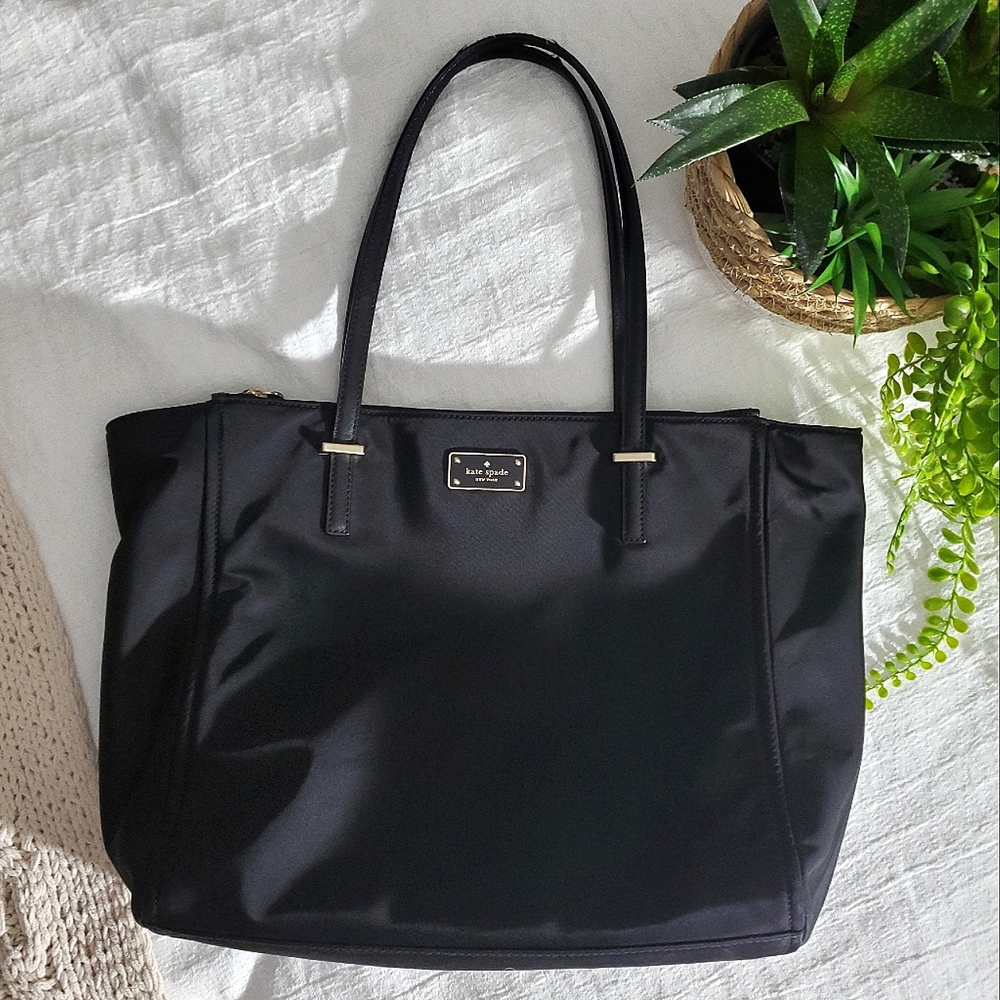 KATE SPADE "Wilson Road Alyse" Bag- Rare